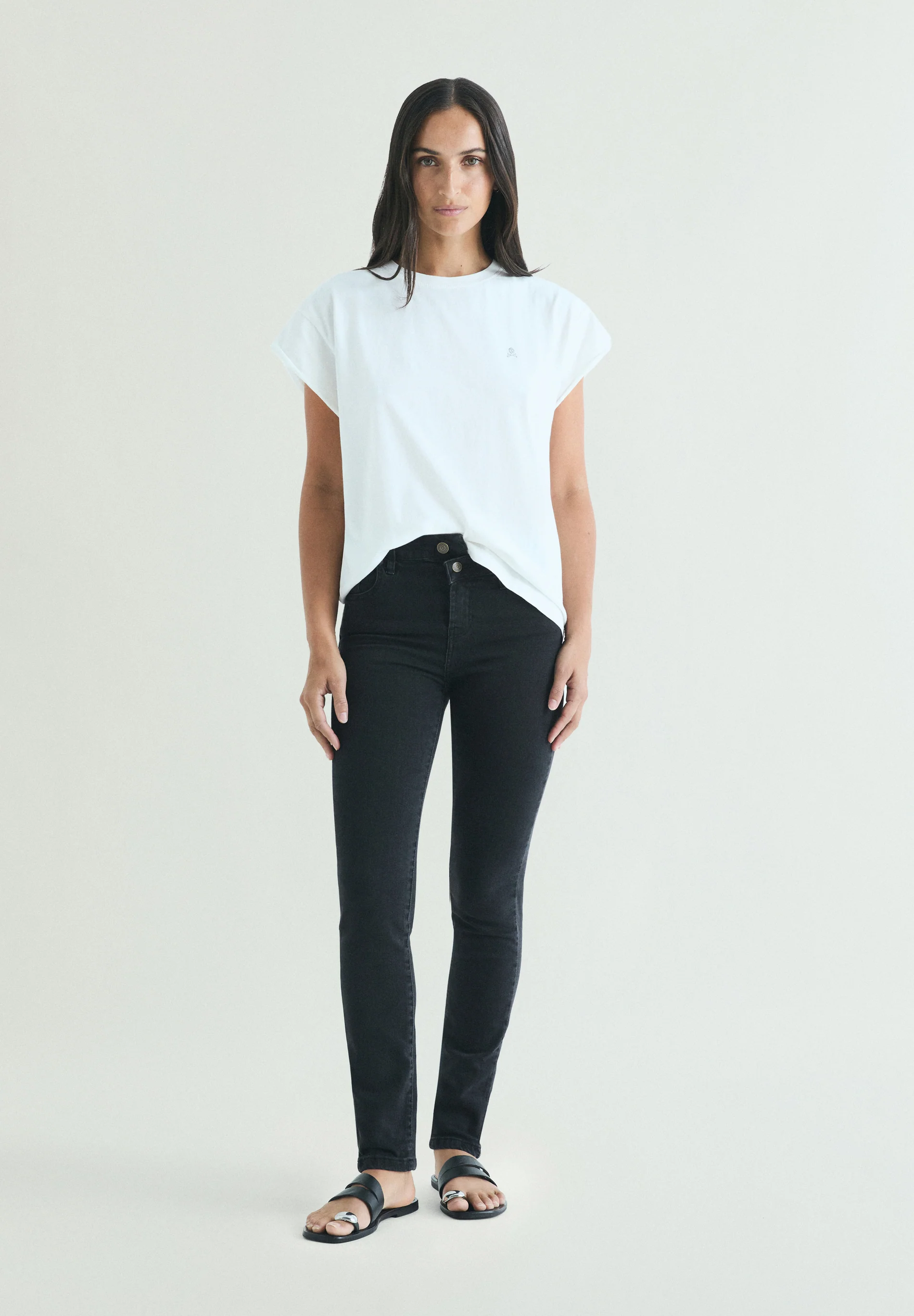 JEANS SKINNY BOTONES - Image 2