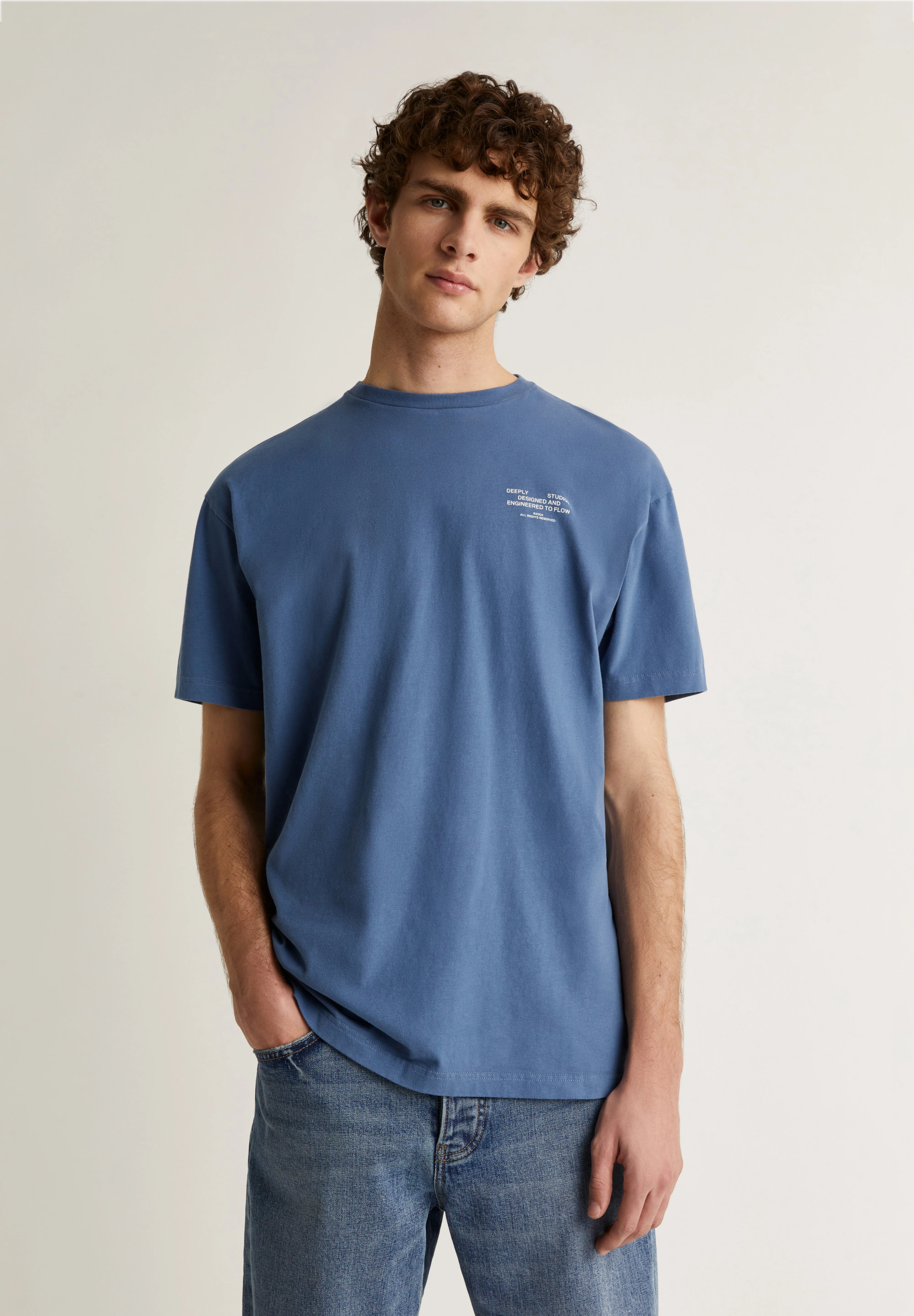 DEEPLY | CAMISETA GRÁFICO TRASERO - Image 3