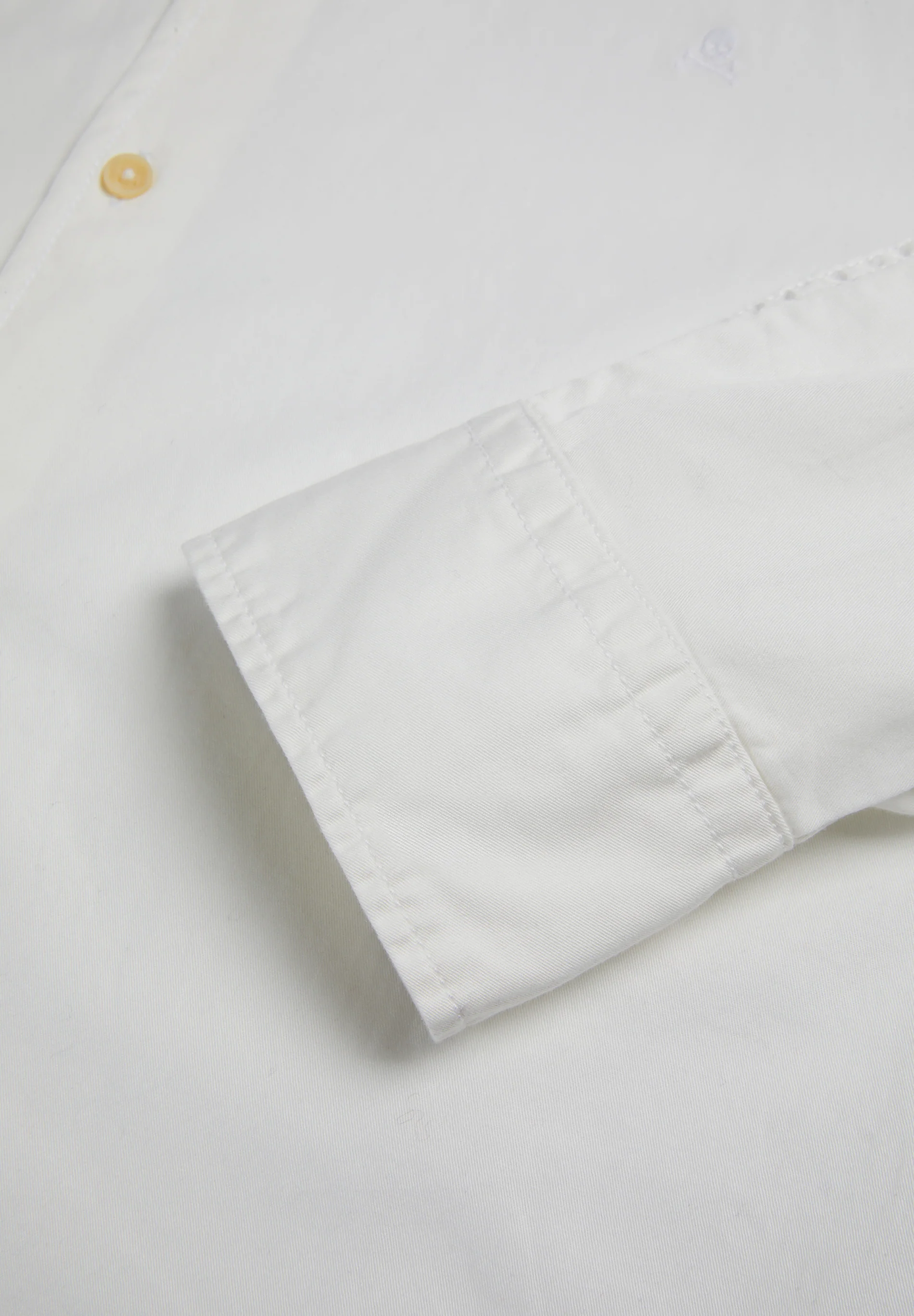 CAMISA CALAVERA BORDADA - Image 5