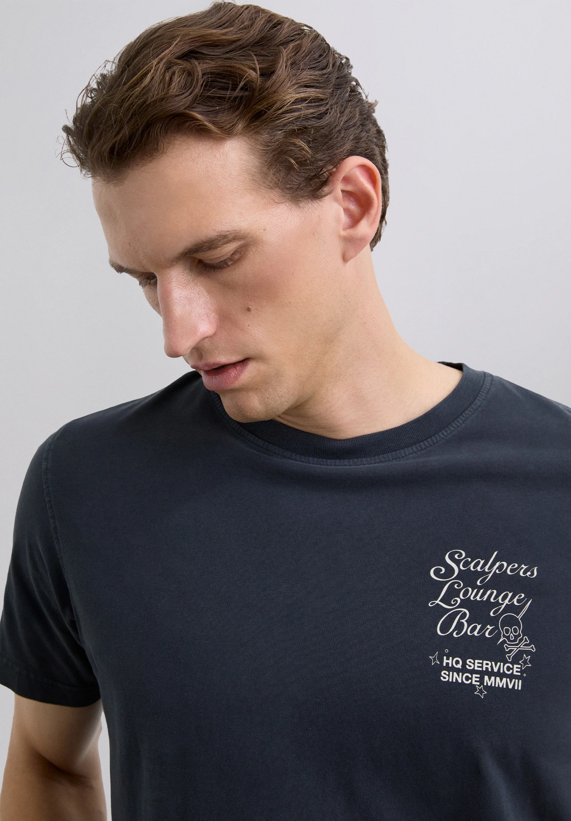 CAMISETA PRINT LOUNGE BAR - Image 3