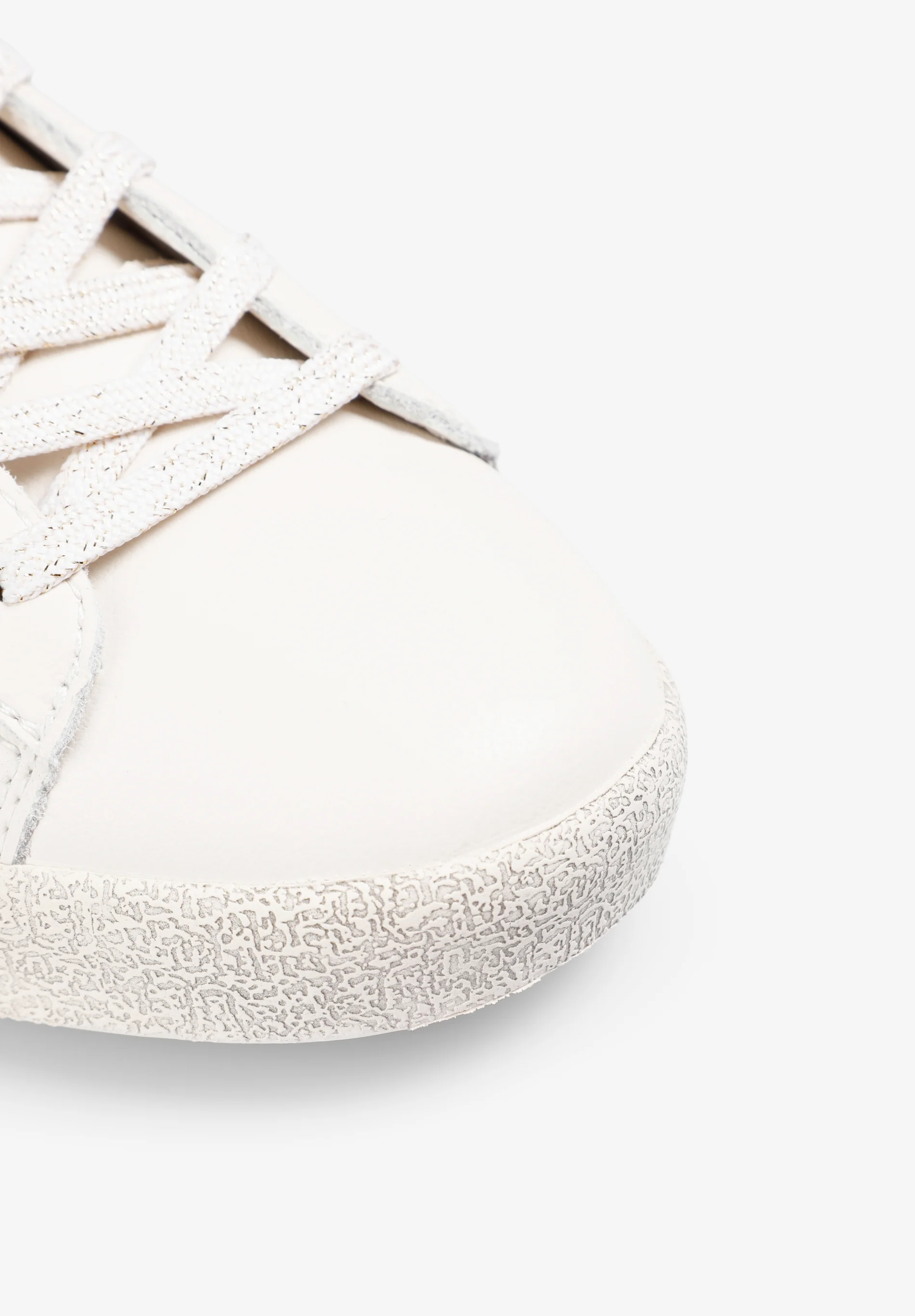SNEAKERS TACHUELAS PIEL CALAVERA - Image 7
