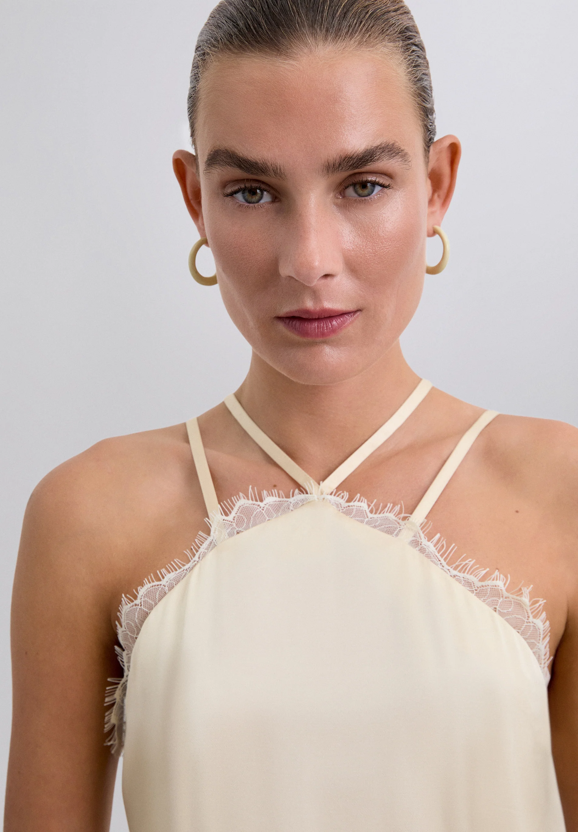 VESTIDO LENCERO SATINADO - Image 3