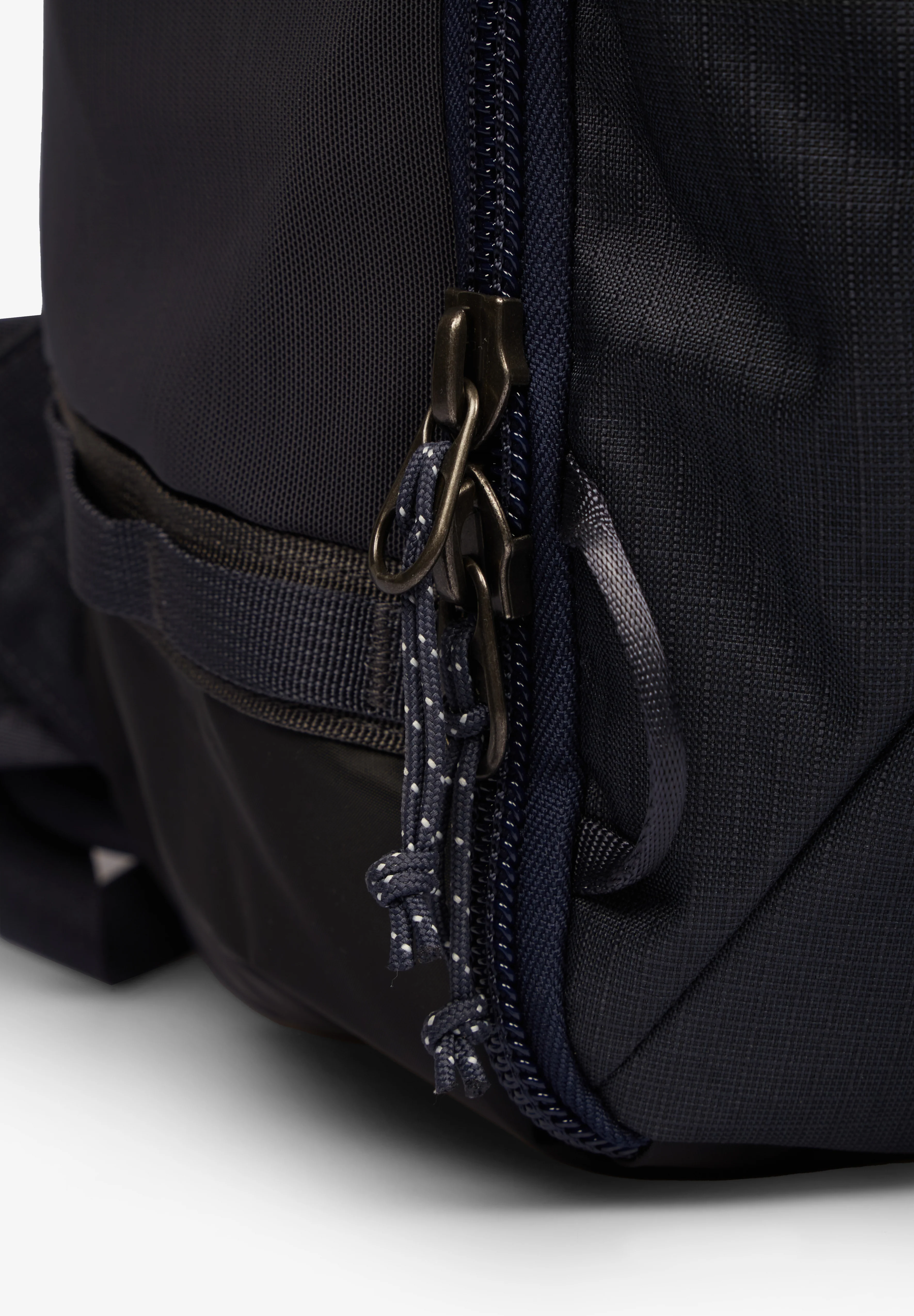 PATAGONIA | MOCHILA BLACK HOLE MINI MLC - Image 4
