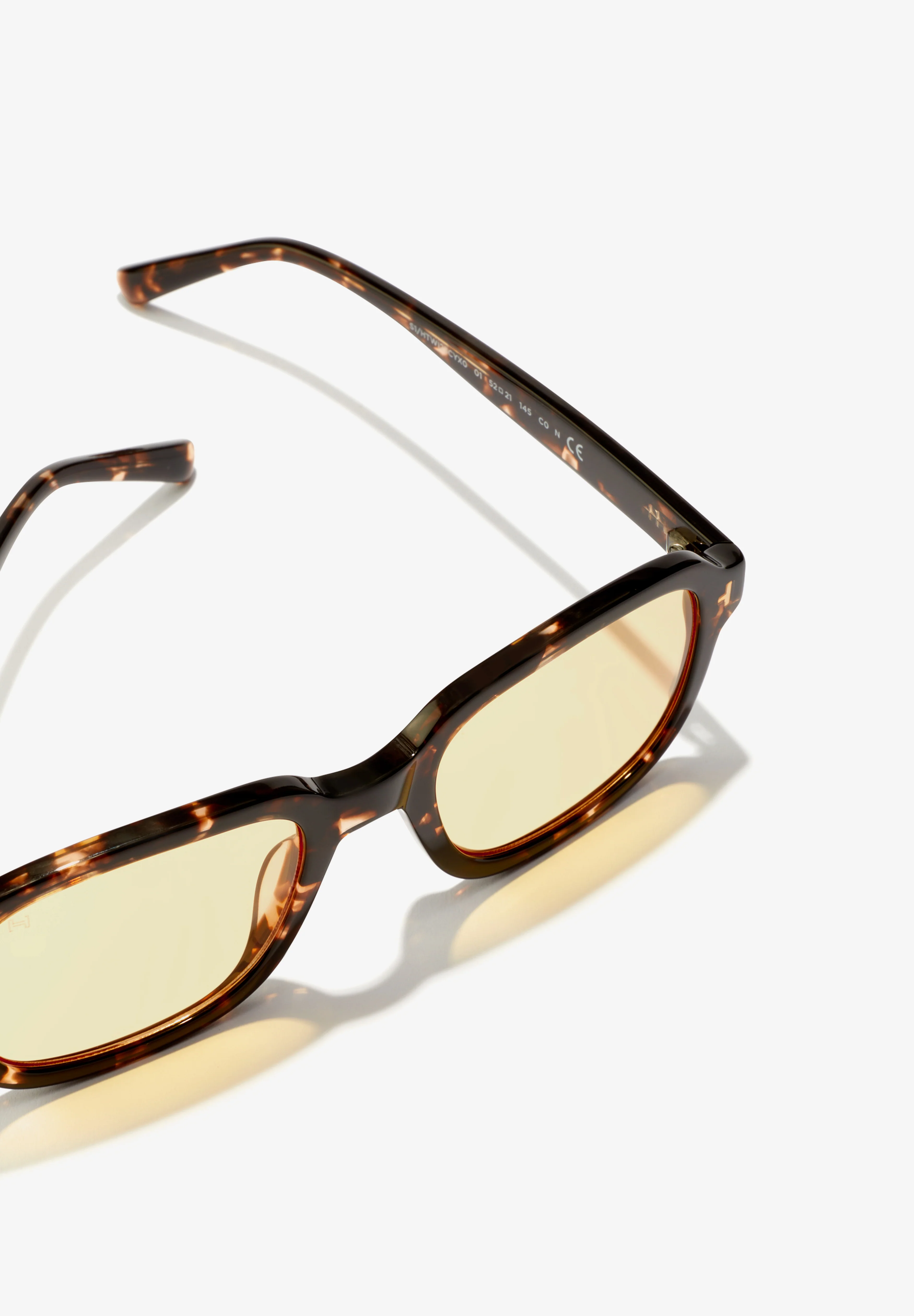HAWKERS | GAFAS DE SOL TWIST - Image 3