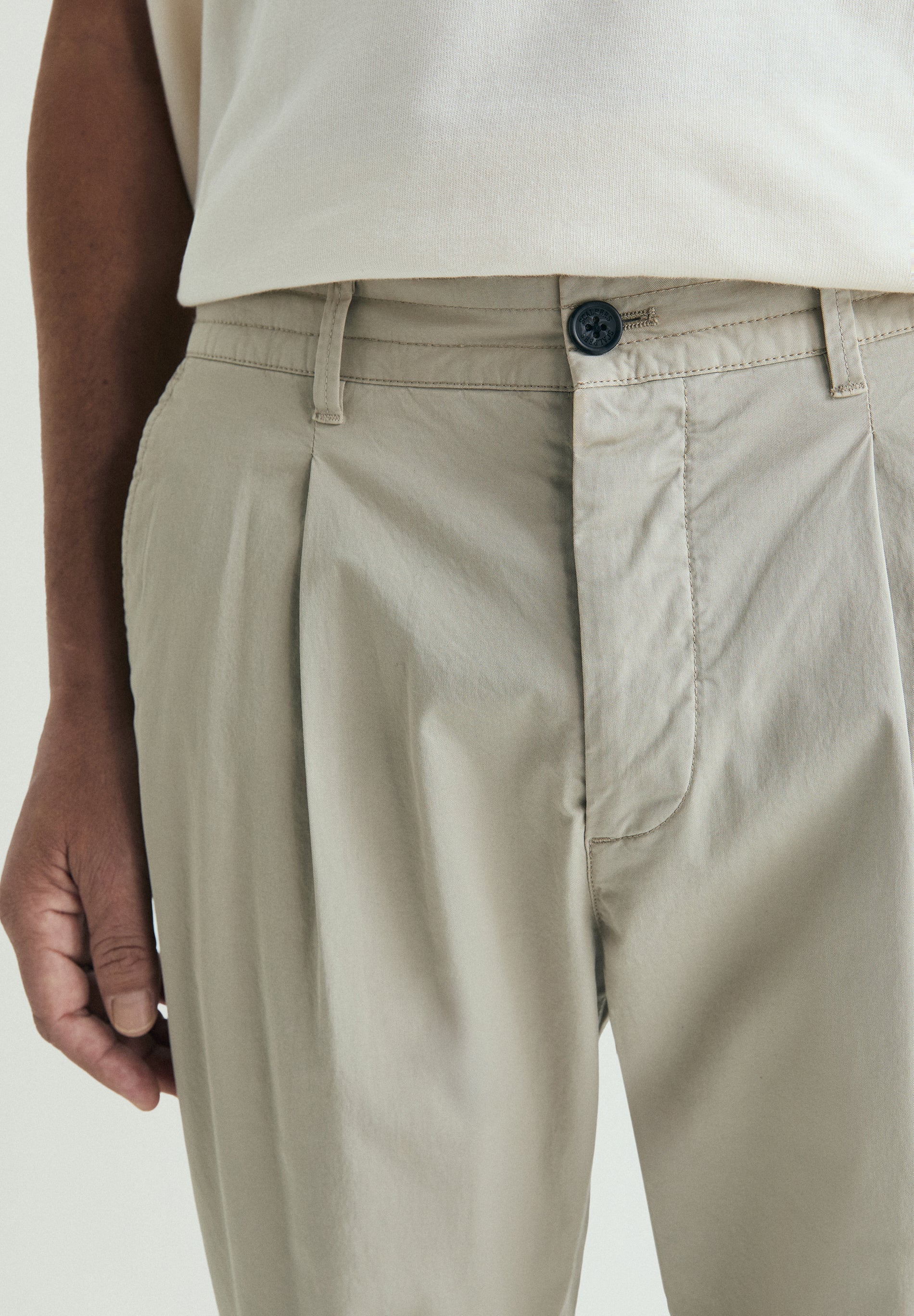 PANTALÓN ALGODÓN PINZAS - Image 3