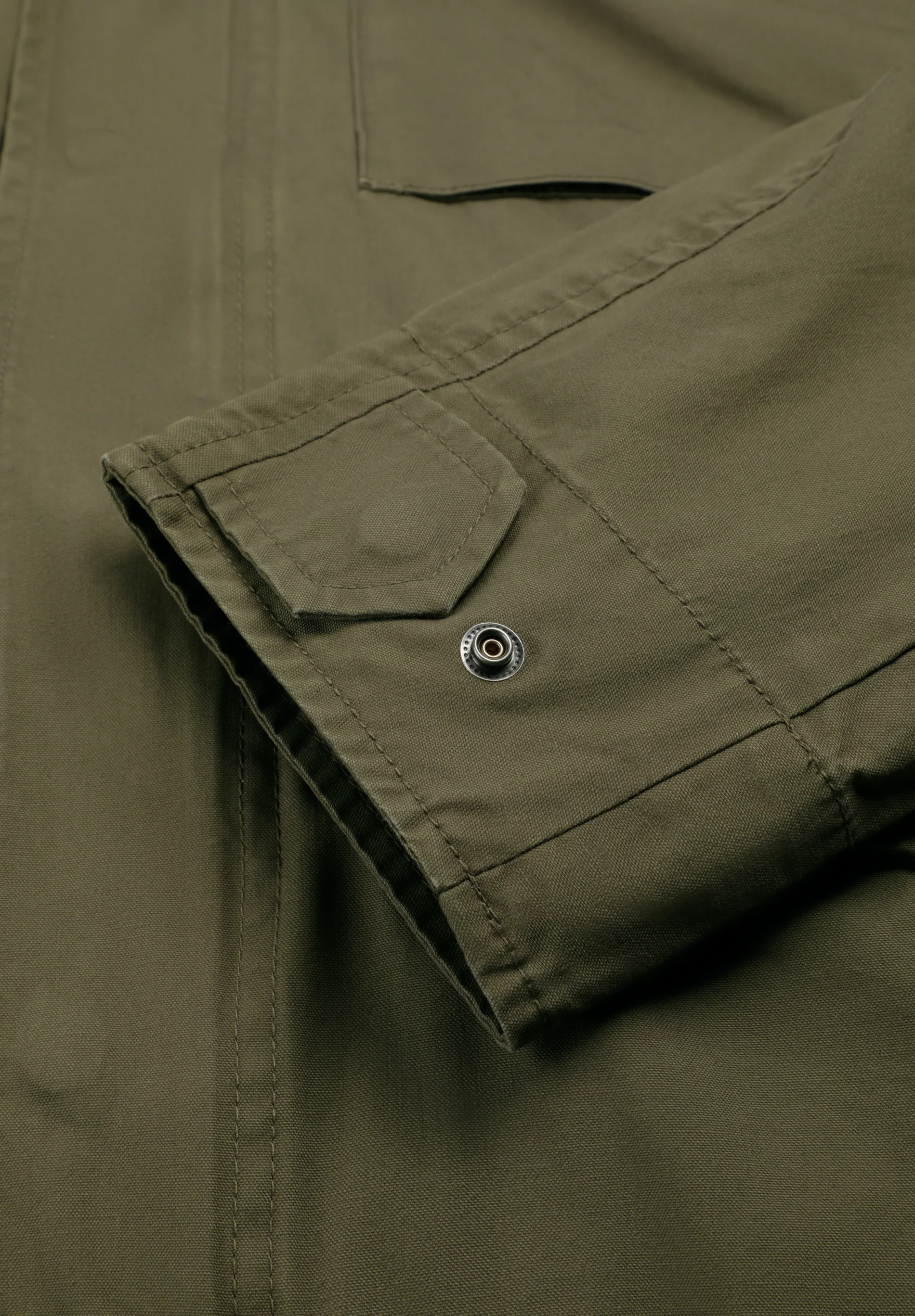 CHAQUETA MILITAR CON CAPUCHA OCULTA - Image 14