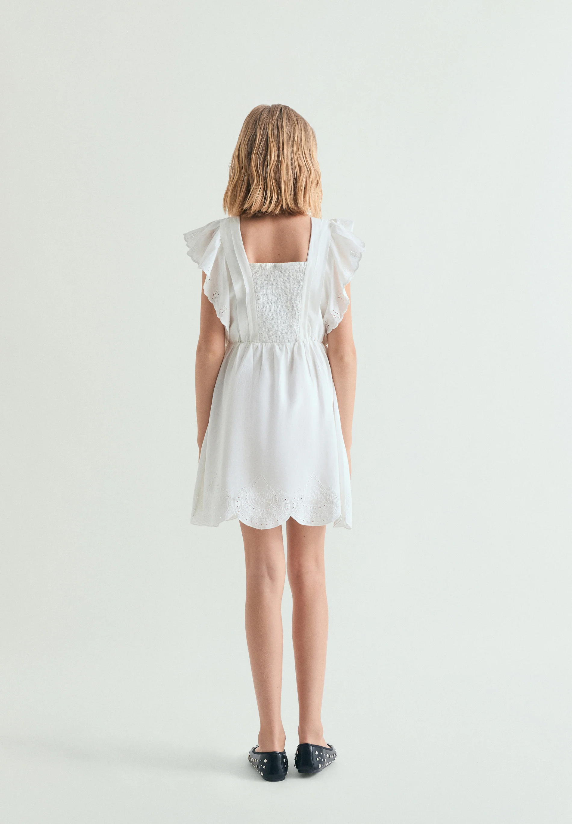 VESTIDO ROMÁNTICO PERFORADO - Image 4