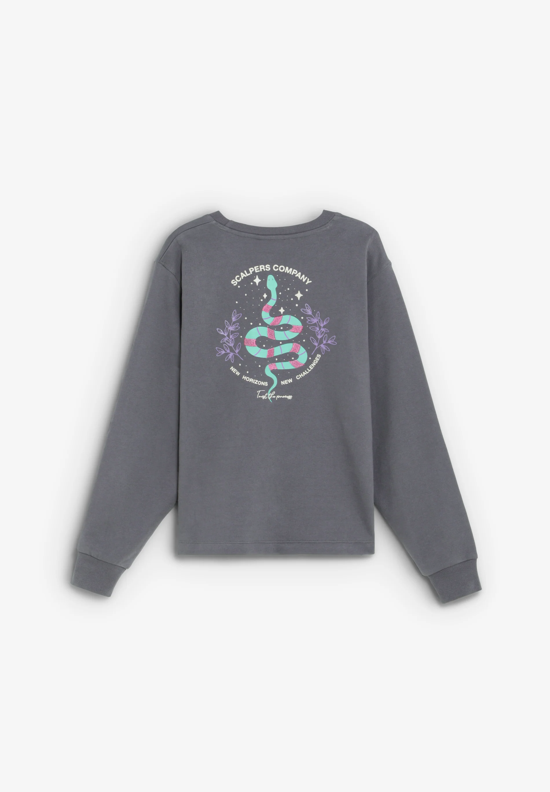 SUDADERA BORDADA CONTRASTE - Image 6