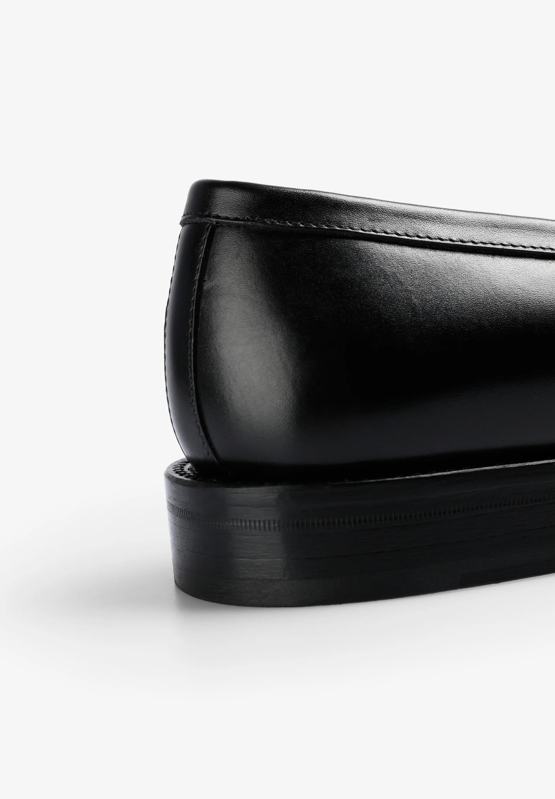 MOCASÍN NEGRO ANTIFAZ - Image 5