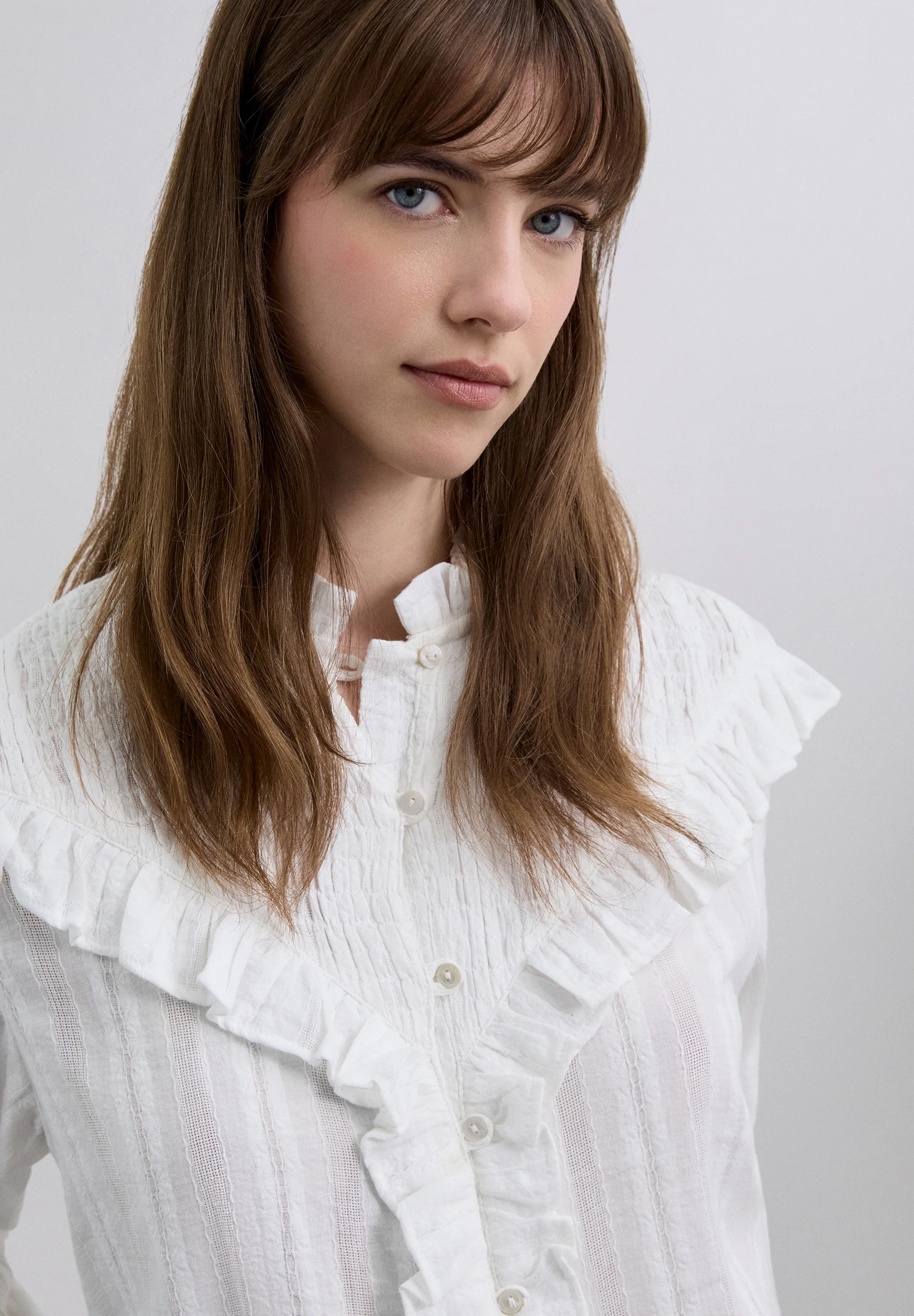 BLUSA FRUNCIDA CON VOLANTE - Image 3