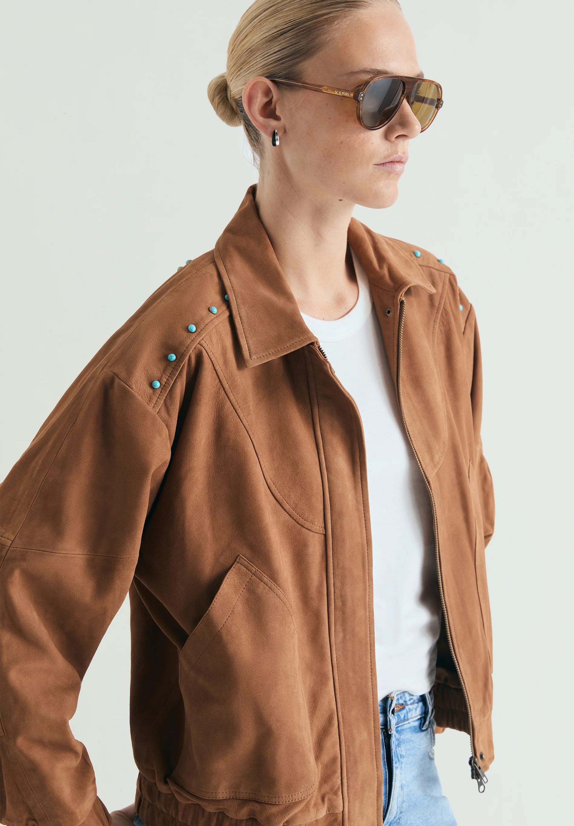 CHAQUETA BOMBER ANTE STUDS - Image 3
