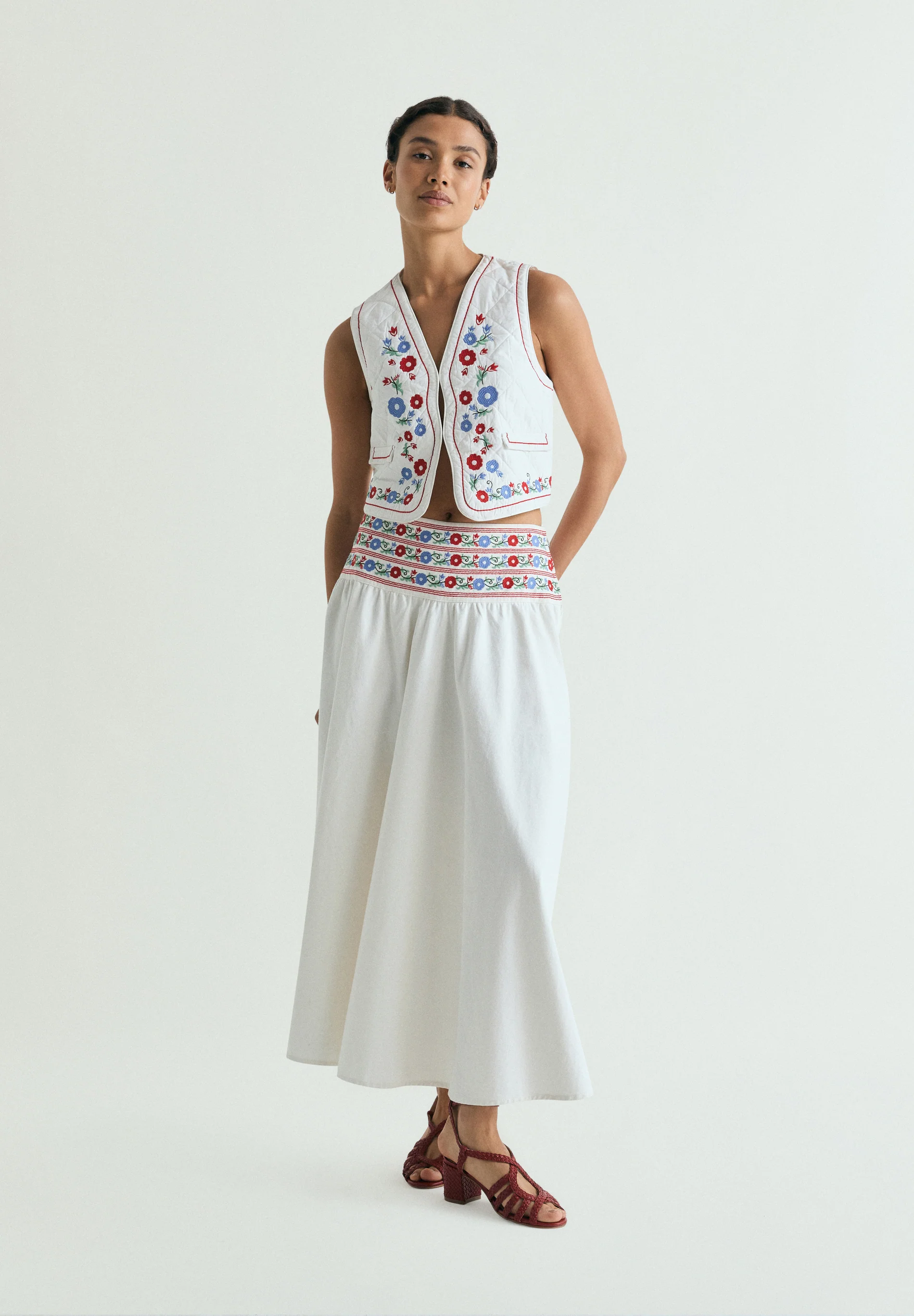 FALDA DENIM BORDADOS - Image 4