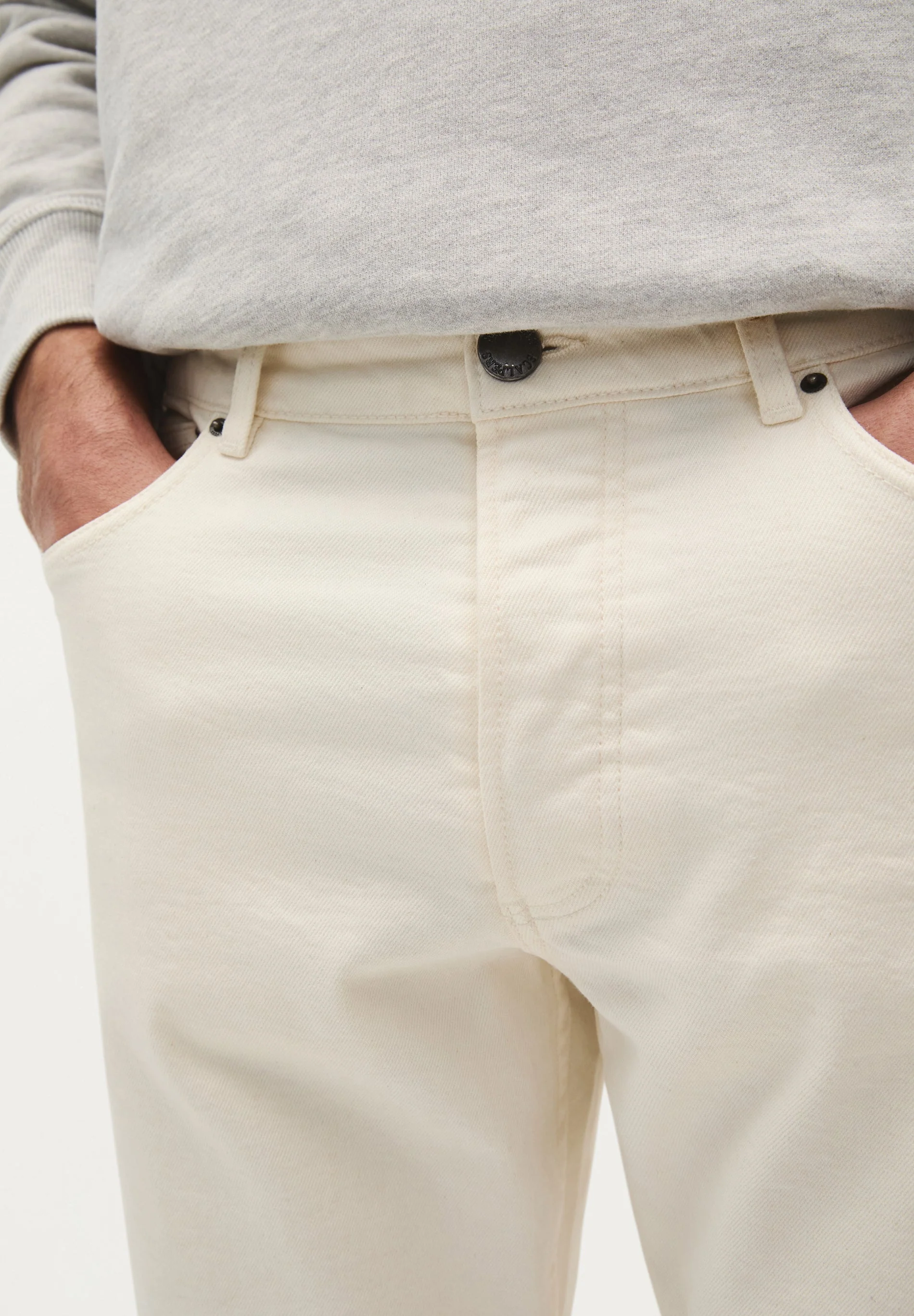 PANTALÓN VAQUERO REGULAR FIT - Image 4
