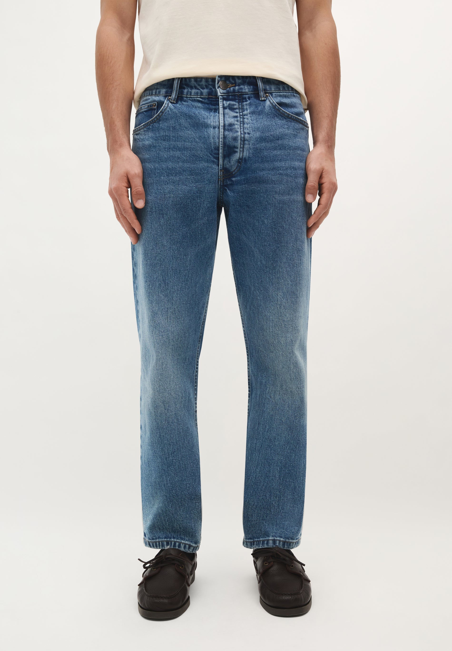 PANTALÓN VAQUERO REGULAR FIT - Image 4